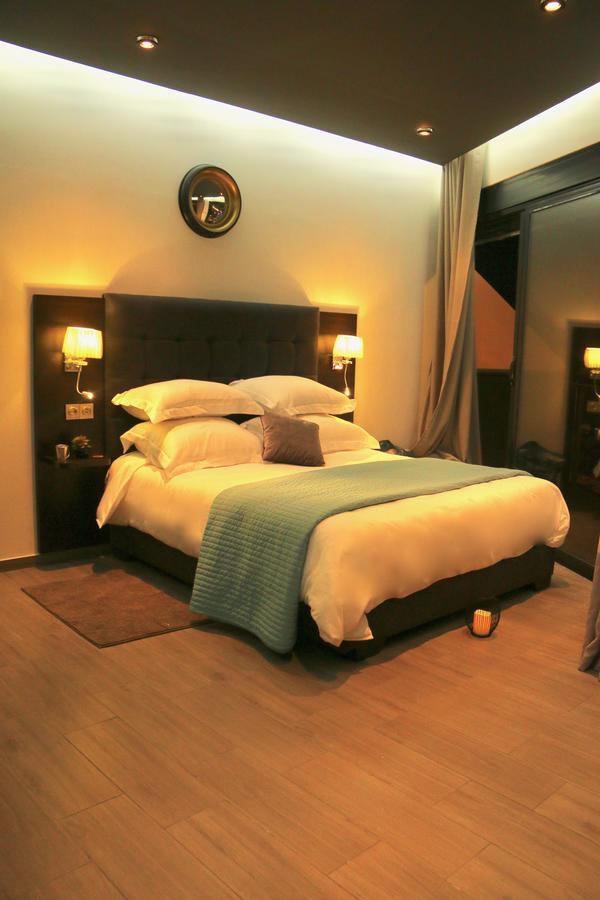 Calypso Home Oran Ain el Turk Exterior photo