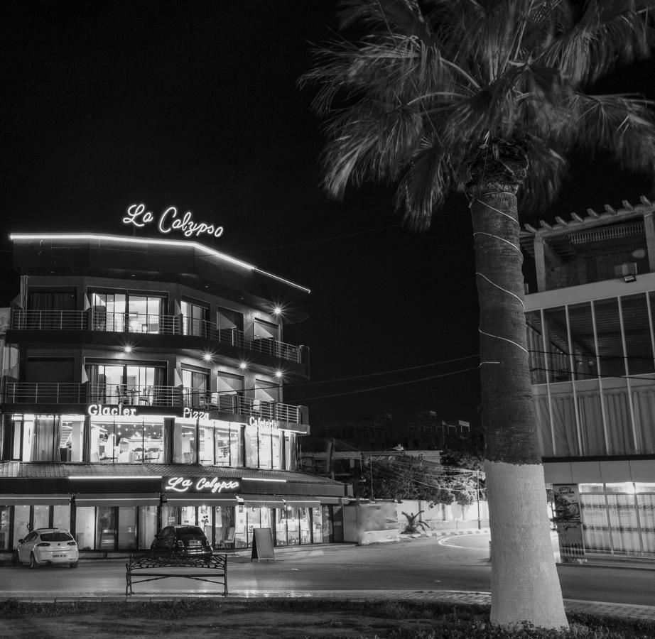 Calypso Home Oran Ain el Turk Exterior photo